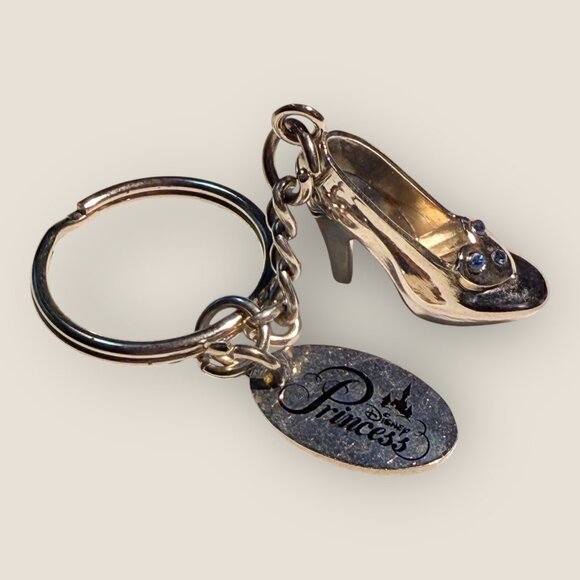 Disney Princess Silver High Heel Keychain Keyring - Picture 4 of 5